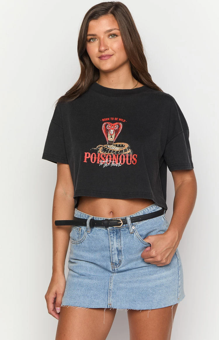 Born Wild Black Tee - Image 6