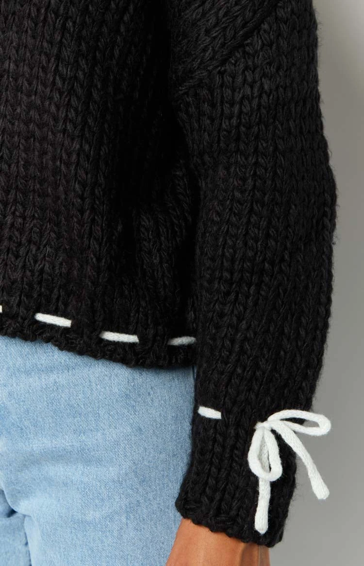 Bea Black Sweater - Image 7
