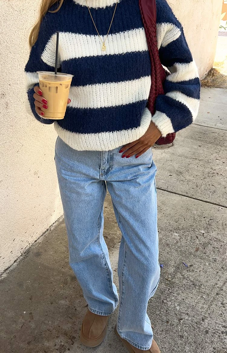 Calliope Light Wash Mid Rise Slouchy Jeans - Image 9