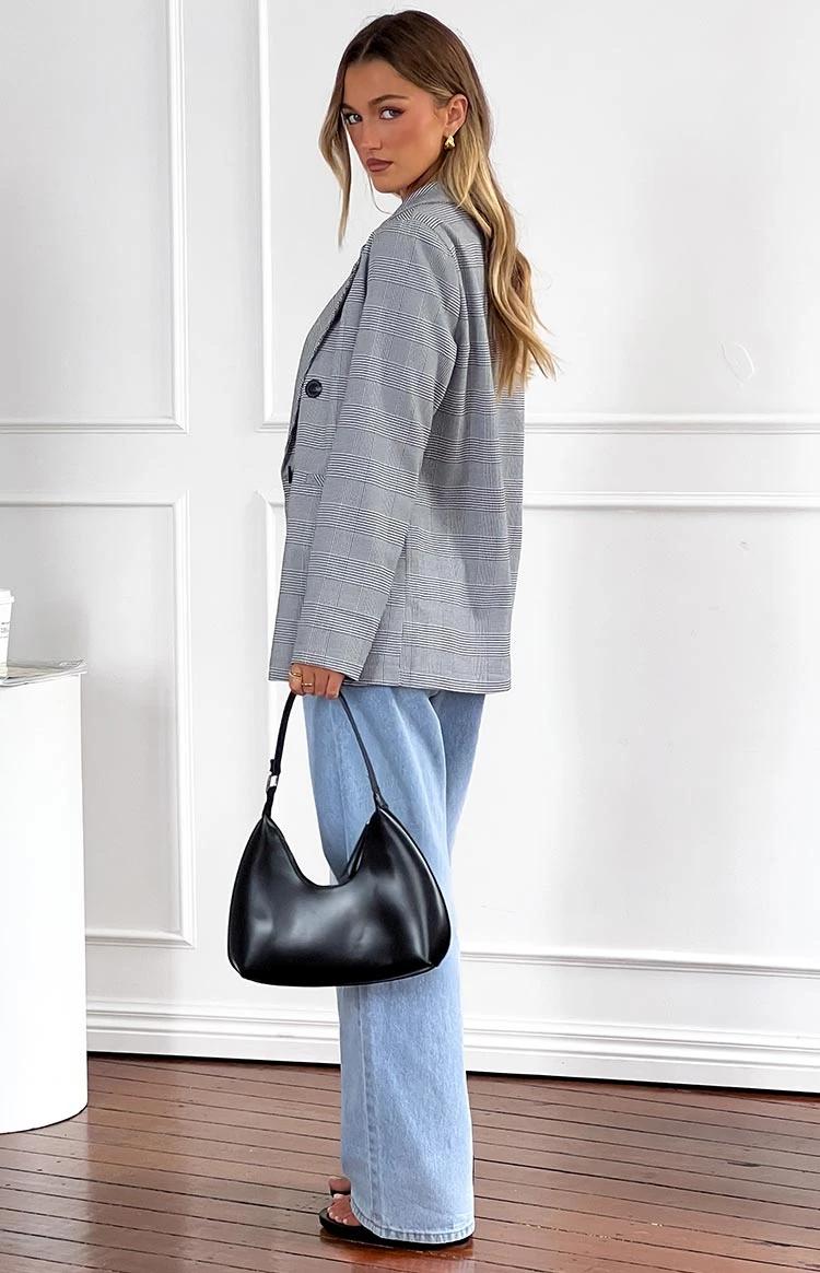 Calliope Light Wash Mid Rise Slouchy Jeans - Image 10