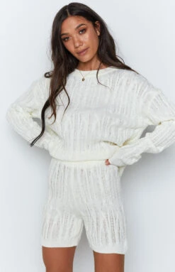 Beginning Boutique Capri Dream Shorts Cream