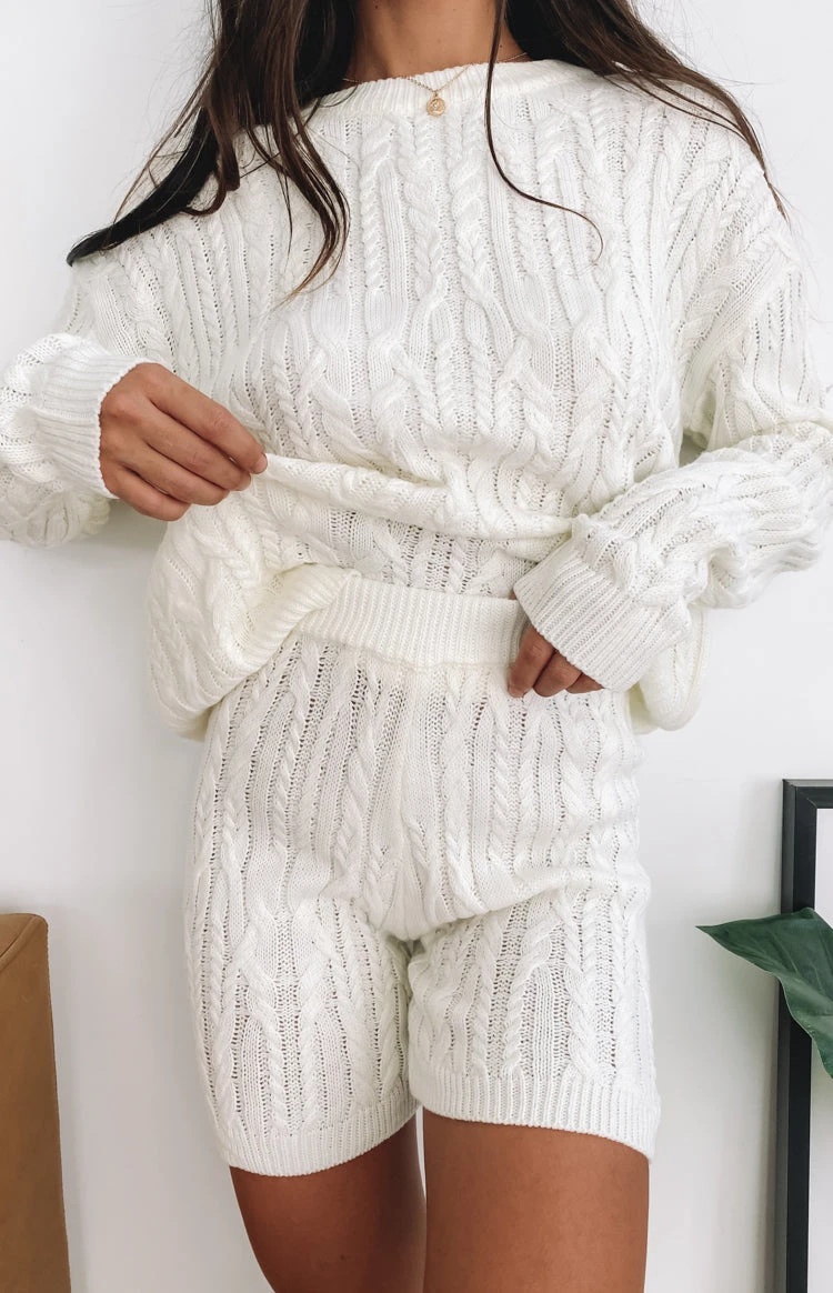 Beginning Boutique Capri Dream Shorts Cream - Image 2