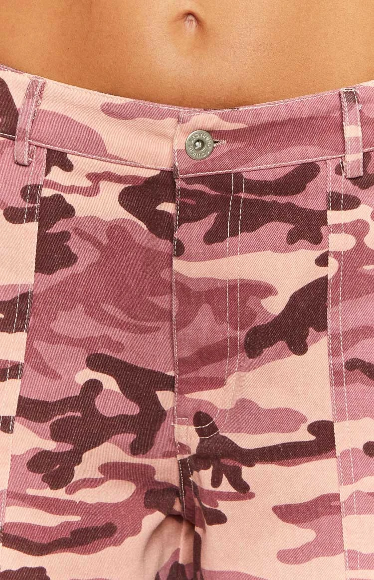Hazel Pink Camo Low Waisted Shorts - Image 7