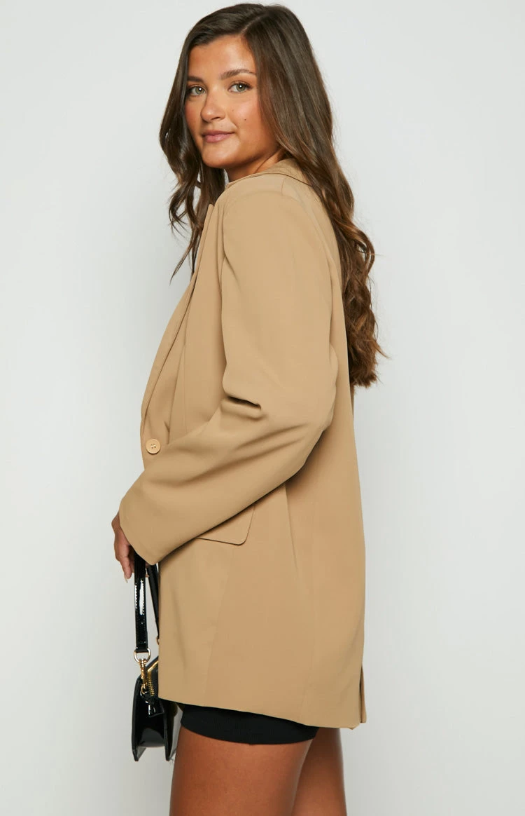 Logan Tan Oversized Blazer - Image 4