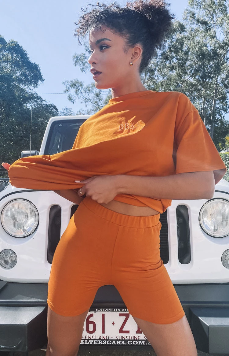 Wellness Shorts Tan - Image 2